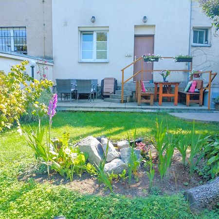 Duplex With Garden Apartment Praga Exterior foto